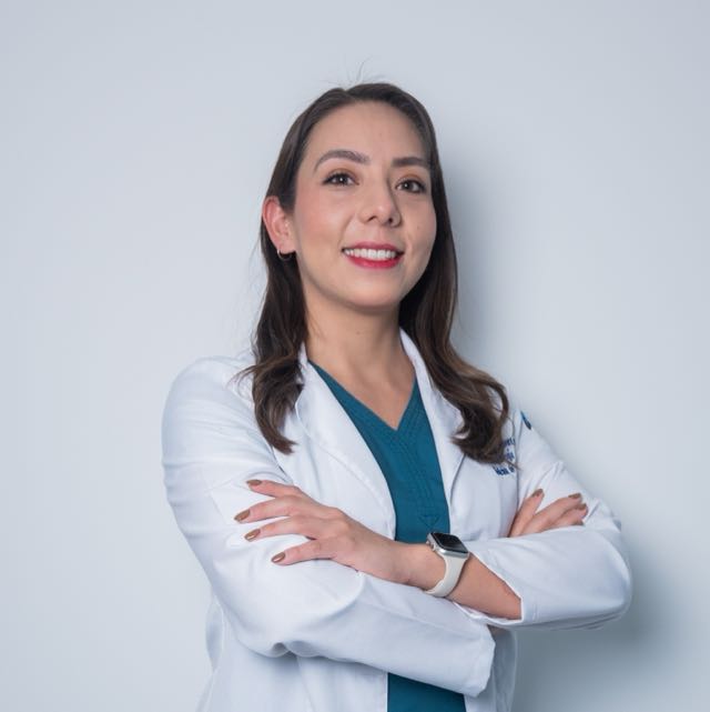 Dra. Katia Rivera — Neumóloga